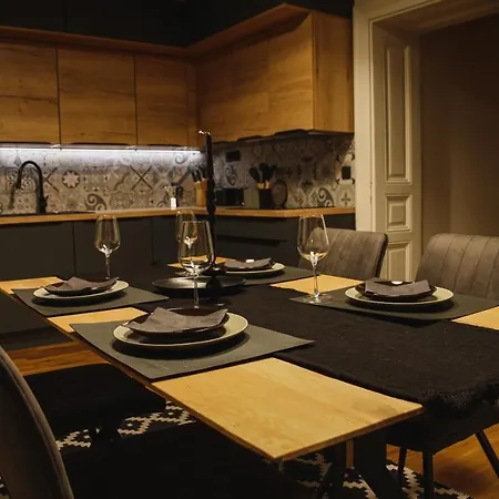 Grossmann ليوتومير